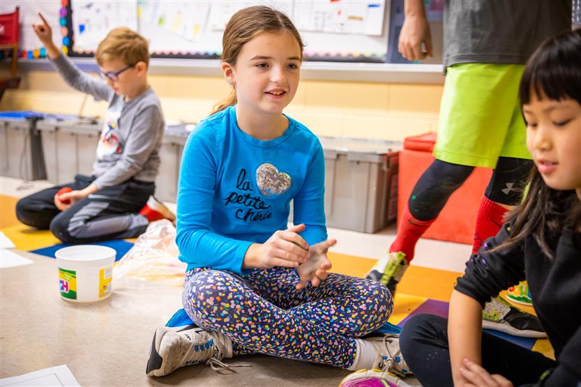 Students make planets out of Play-Doh